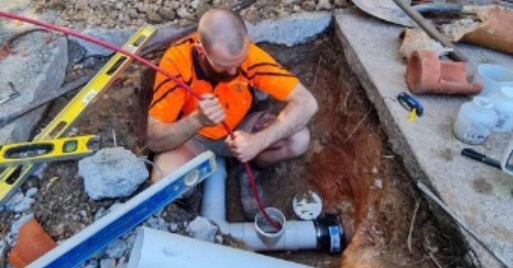 Burst Pipe Emergencies in Sydney What to Do During Holiday Season