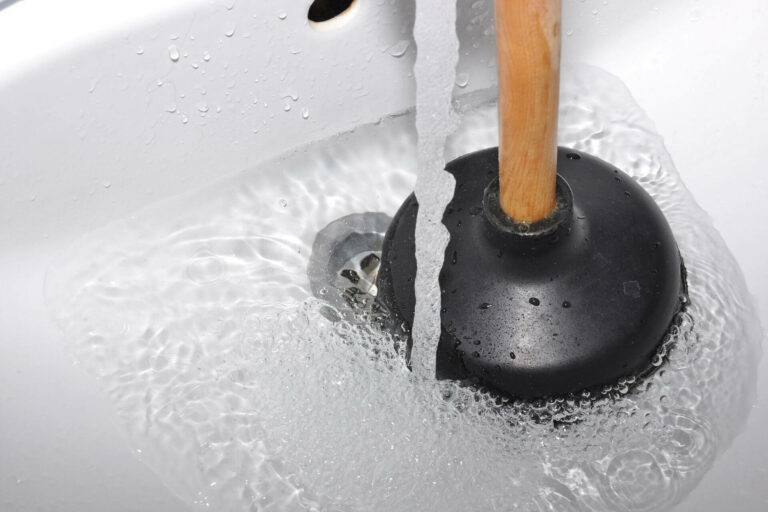 sink drain water img